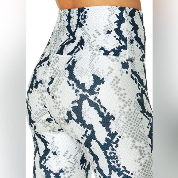 Balance Collection Contender Luxe Long Legging Black Summer Snake Print - Picture 4 of 12